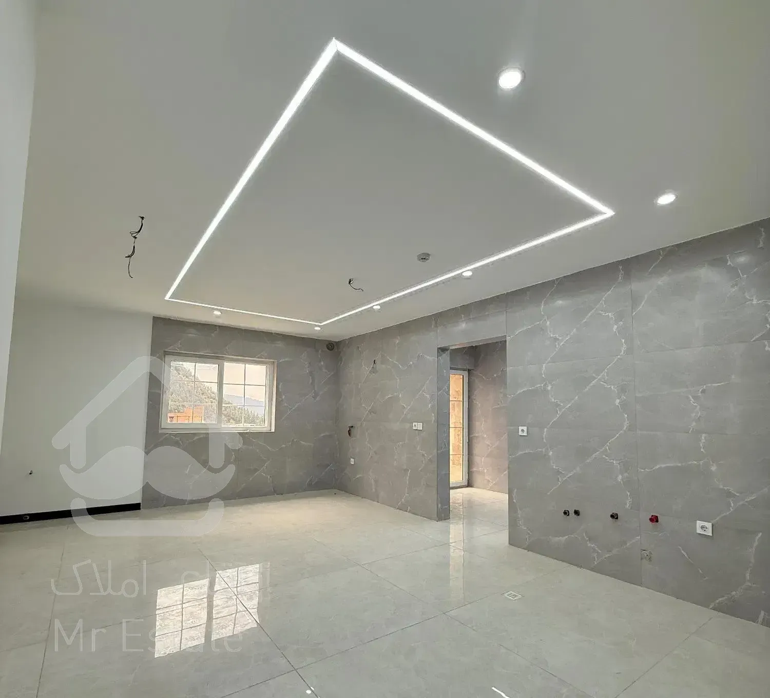 270 متر با تراس رو به جنگل