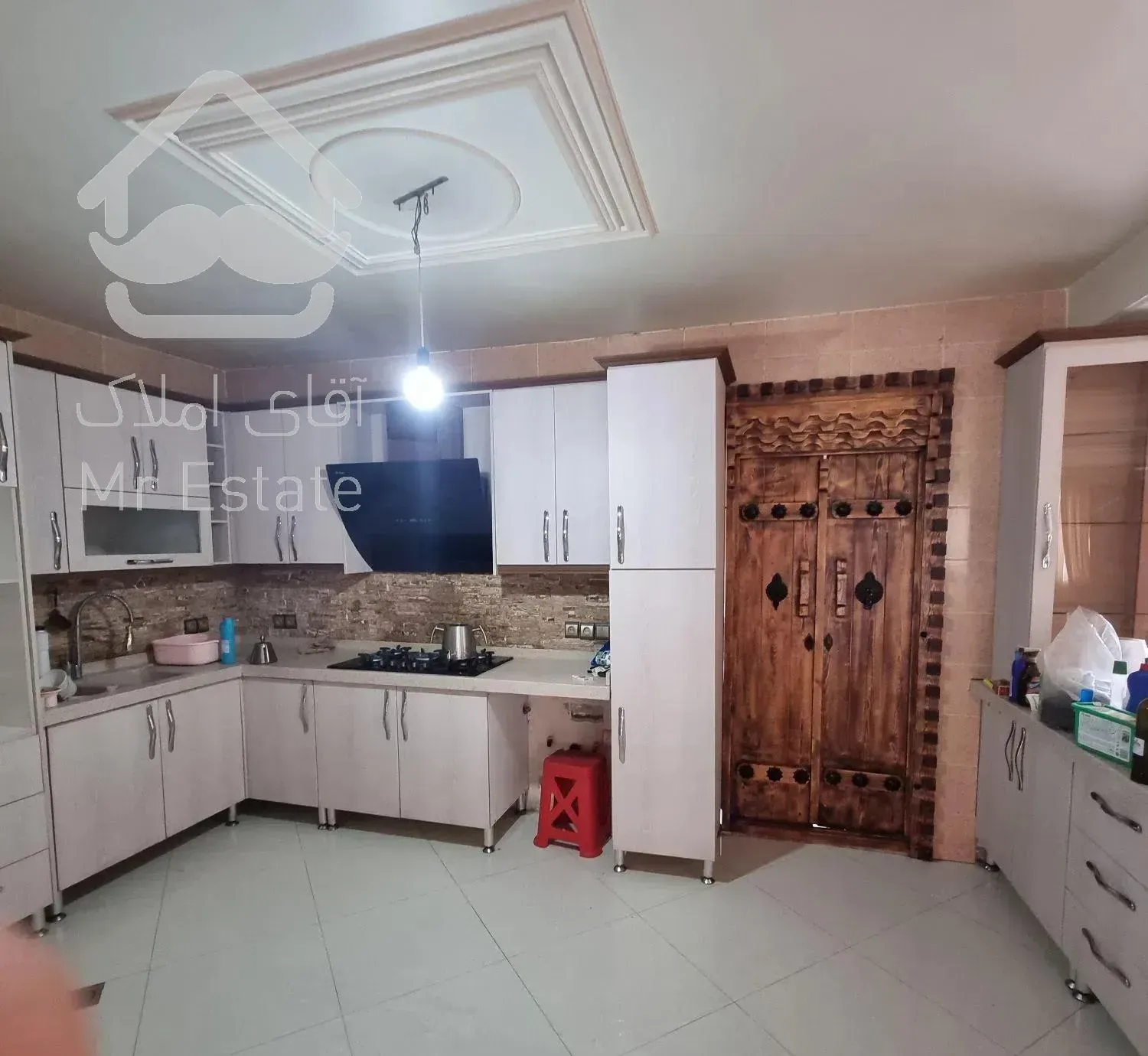 ویلا دربستی 330متر