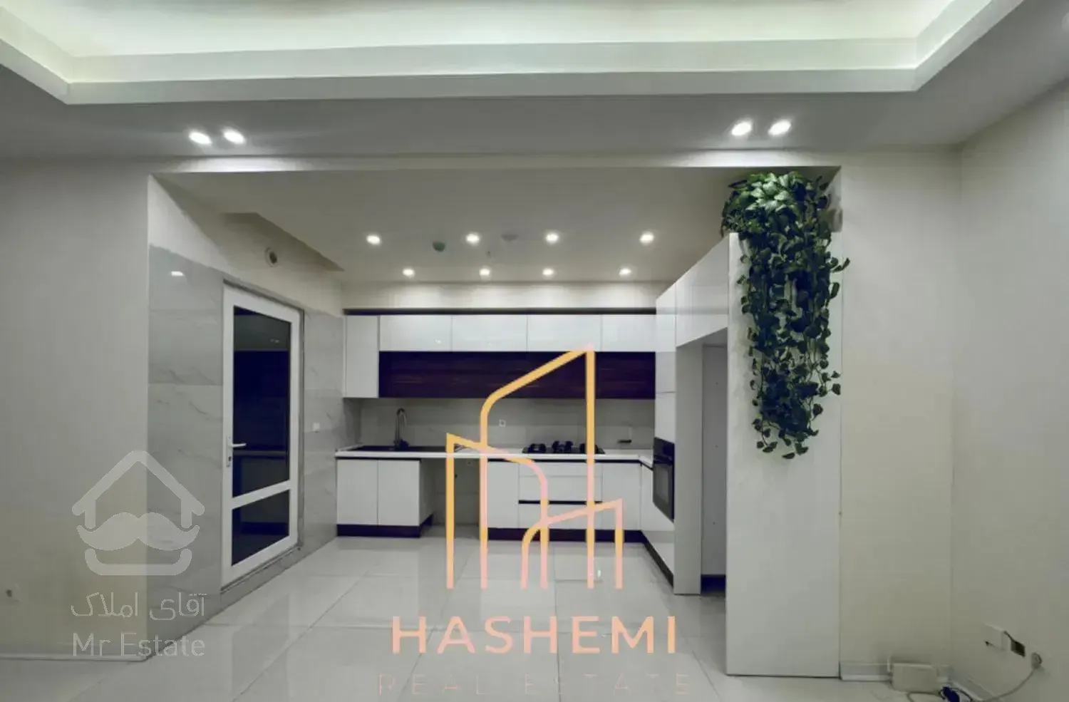 کوهک شرقی ۹۸متر۲خواب سندتکبرگ سالن سینما روف گاردن