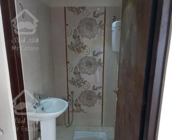 ۱۳۰متر ۳خواب منطقه ۲۲ چیتگر