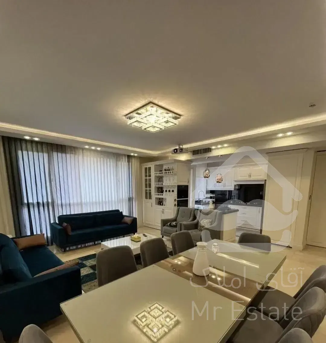 ۸۲متر سالن پرده‌خور کم‌واحد فردوس غرب واقعی