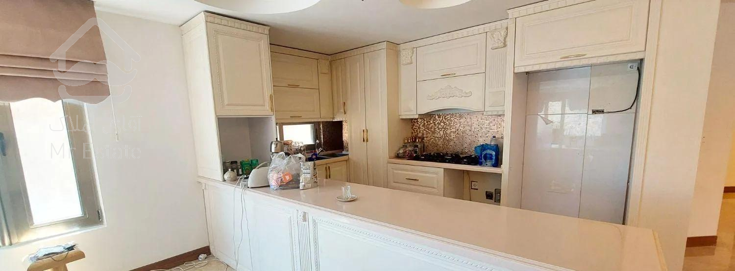 درکه ۱۰۵ متر // برج باغ // چشم انداز کوهستان