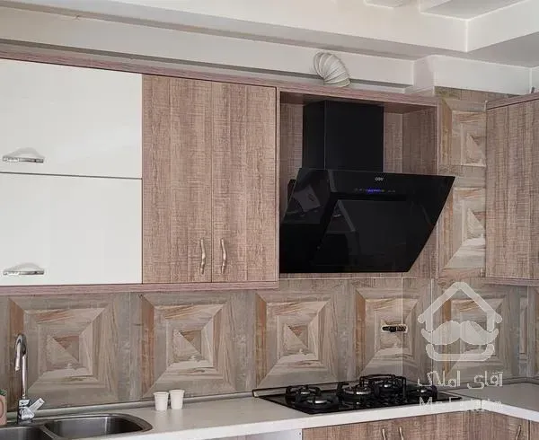 آپارتمان بسیار ساکت و با همسایه های عالی