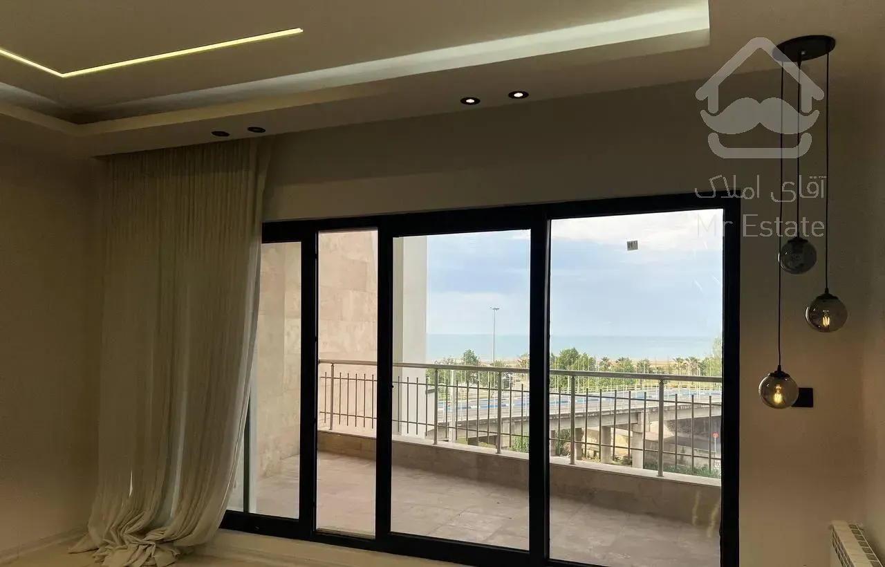 آپارتمان فول دیزاین دید ابدی دریا