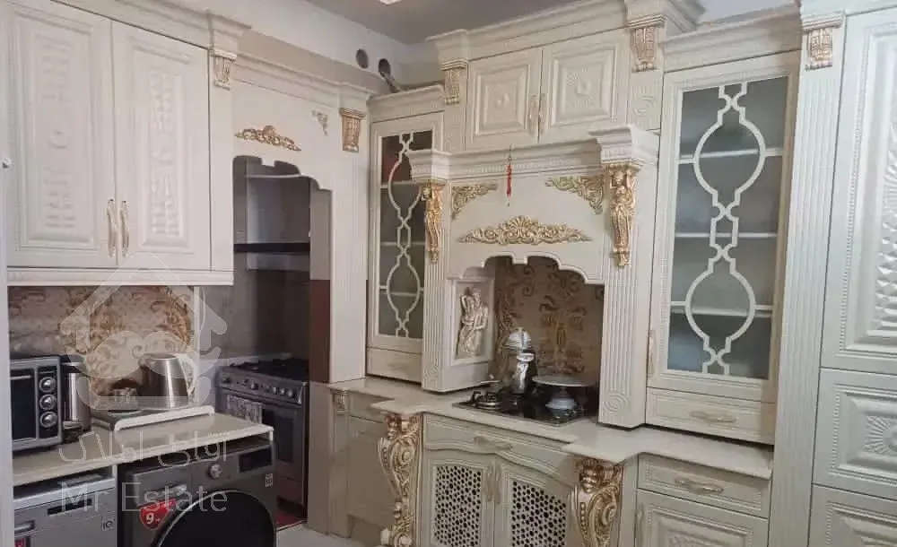 فروش آپارتمان ۱۹۵ متری محدوده میدان انوشه