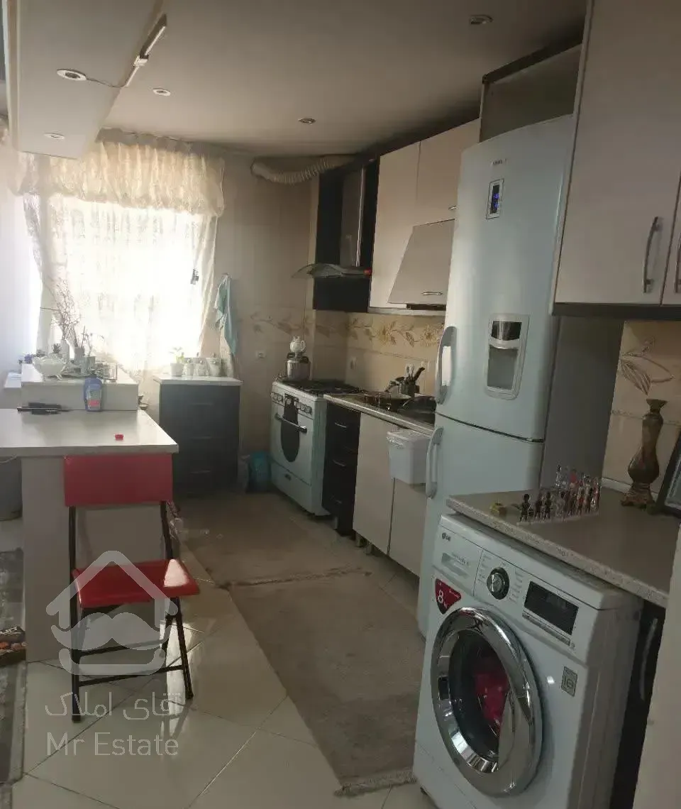 ۷۰ متری خوش نقشه نورگیر تمیز