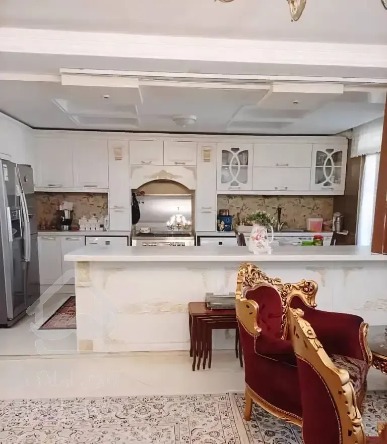 ۱۰۰متر * ۲خواب * سالن پرده خور * تاپ لوکیشن