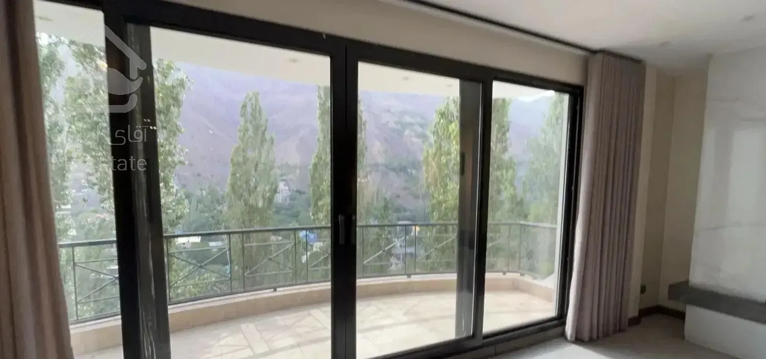 آپارتمانی مدرن با چشم انداز ناب / اوشان ویلا