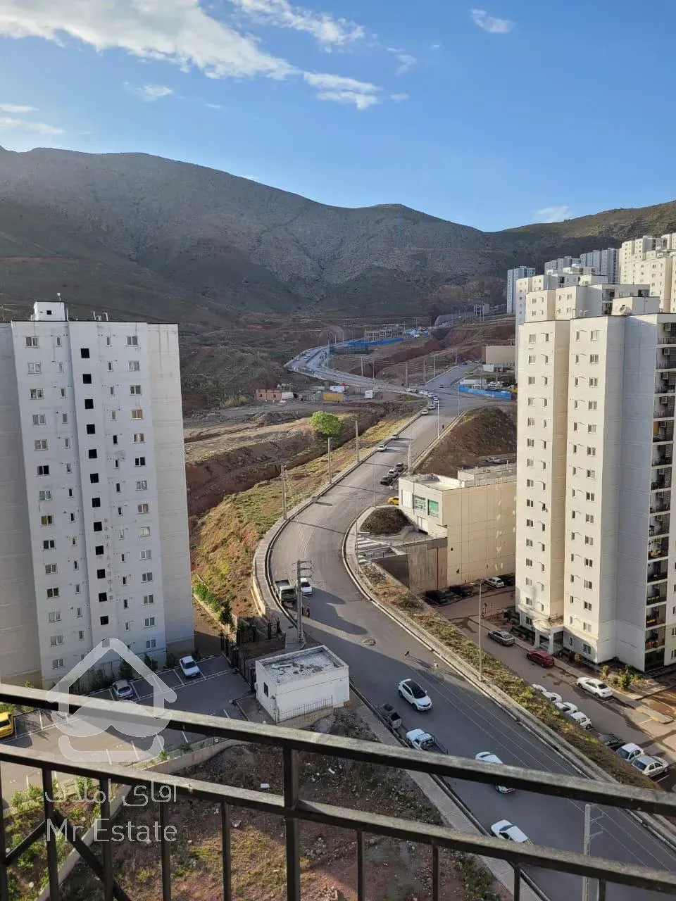 پردیس فاز۱۱ زون۲ طبقه ۷ جنوبی ویو ابدی عرصه تسویه