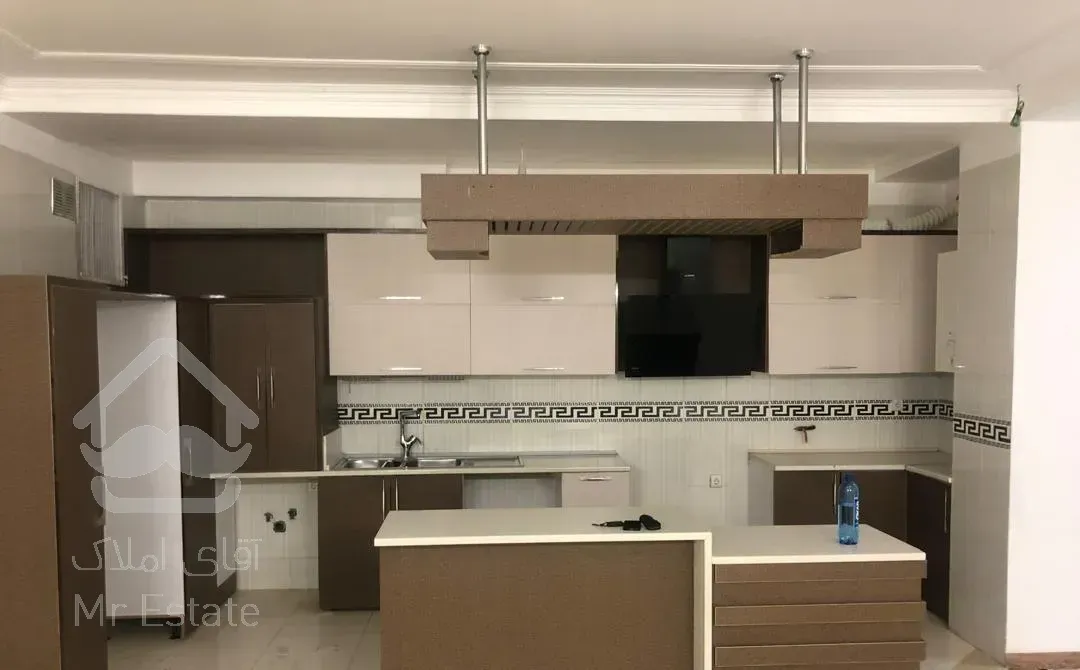 آپارتمان بلوار جمهوری کوچه شرق