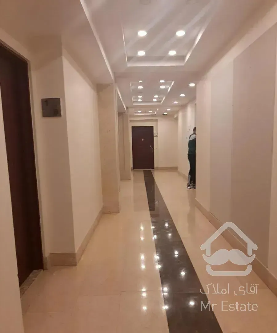 آپارتمان 98 متری دریاچه چیتگر