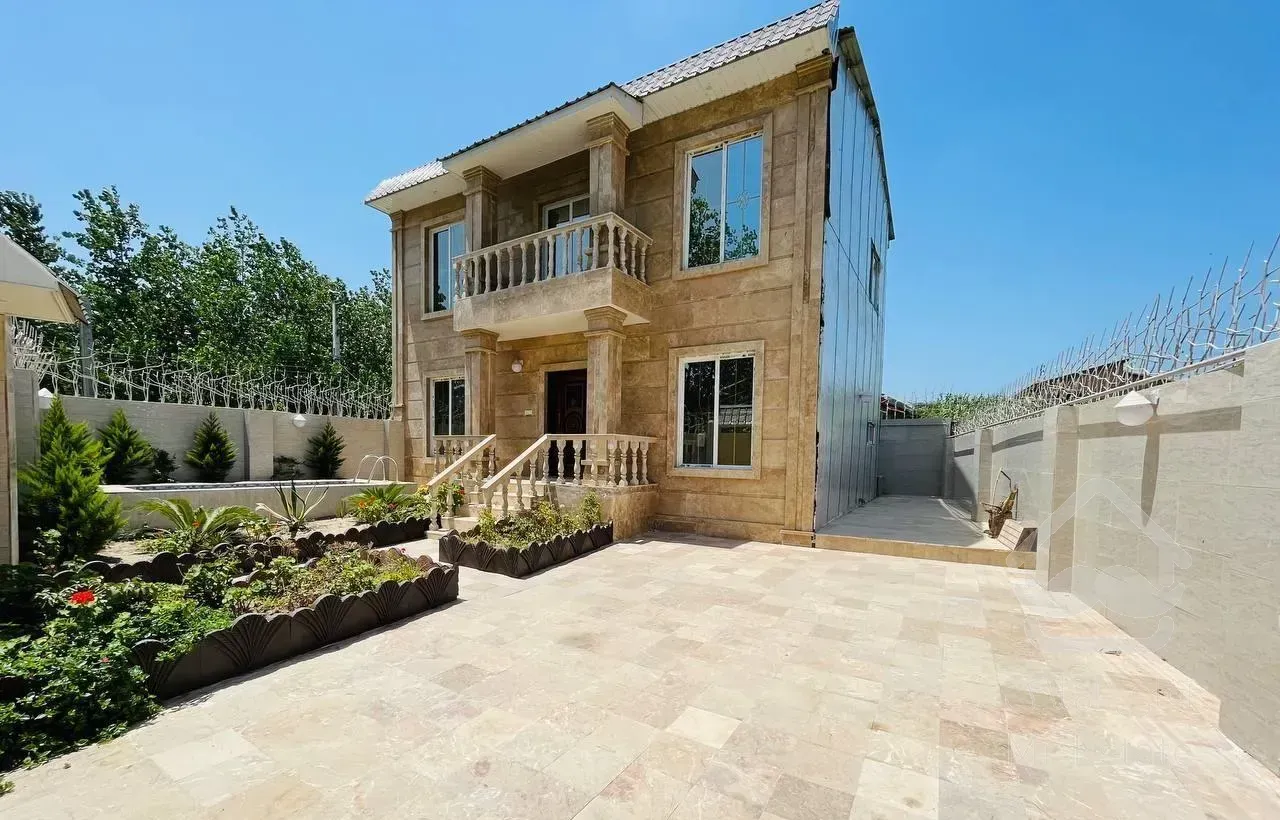 دوبلکس 3خواب*حیاط بزرگ *تاپ لوکیشن