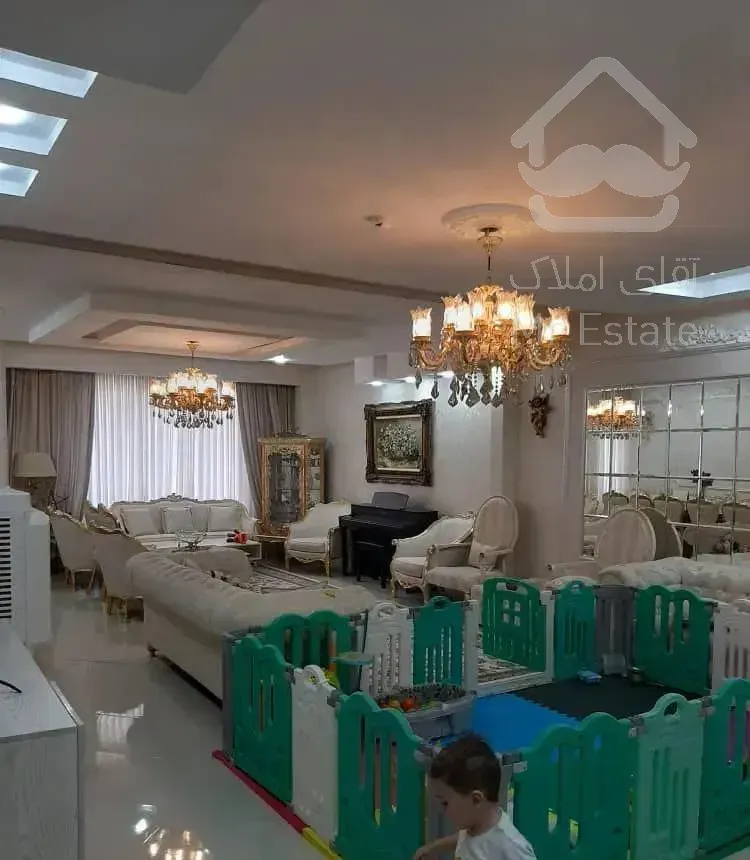 آپارتمان ۱۲۰ متر ۲ خواب اوایل لادن