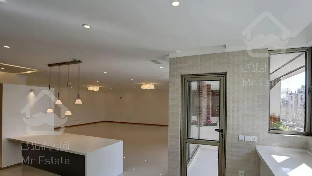 ۲۰۷ متر آپارتمان نوساز هروی تکواحدی