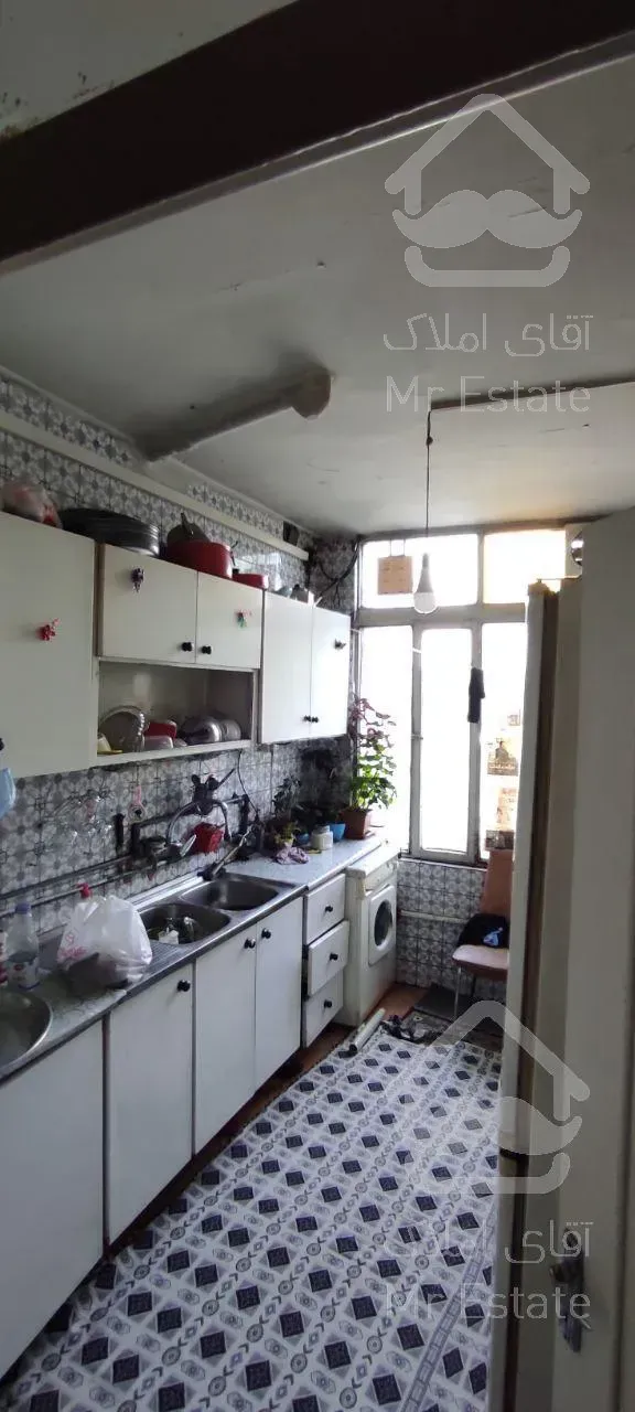 ملک کلنگی اداری و مسکونی با بهترین نورگیری