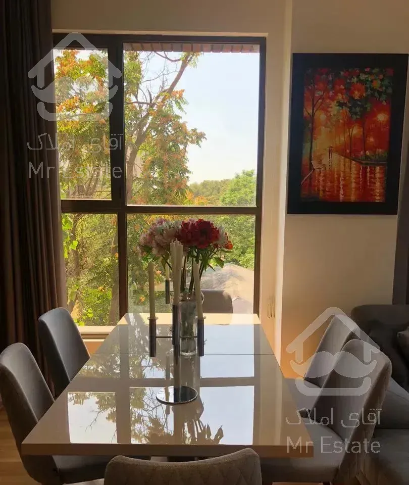 فروش ۱۳۰ متر آپارتمان مشرف به دره درکه