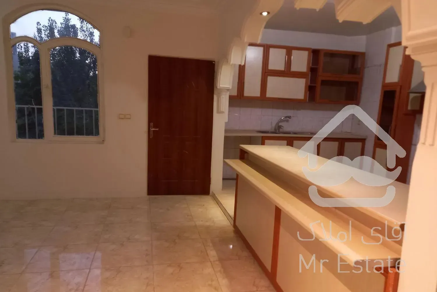 ۸۲ متری ۲ خواب