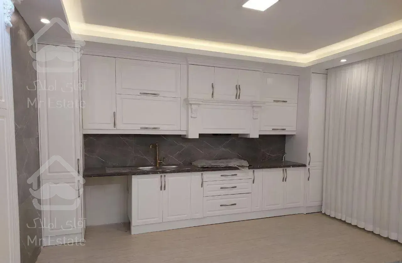 ۱۶۰ متری اوایل دانشجو