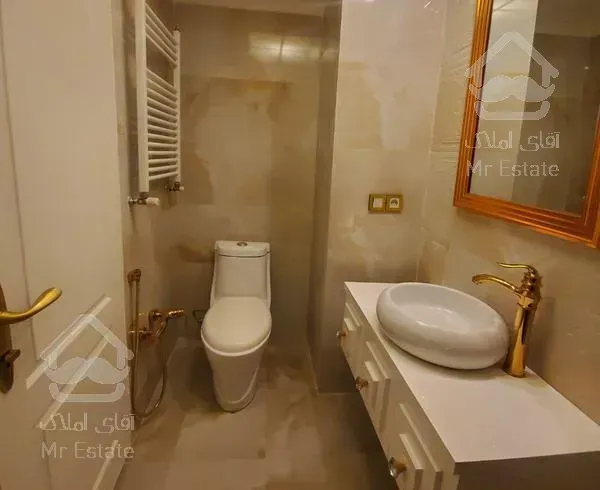 کامرانیه ۲۰۰ متر ۳خواب تک واحدی آپارتمان یا معاوضه