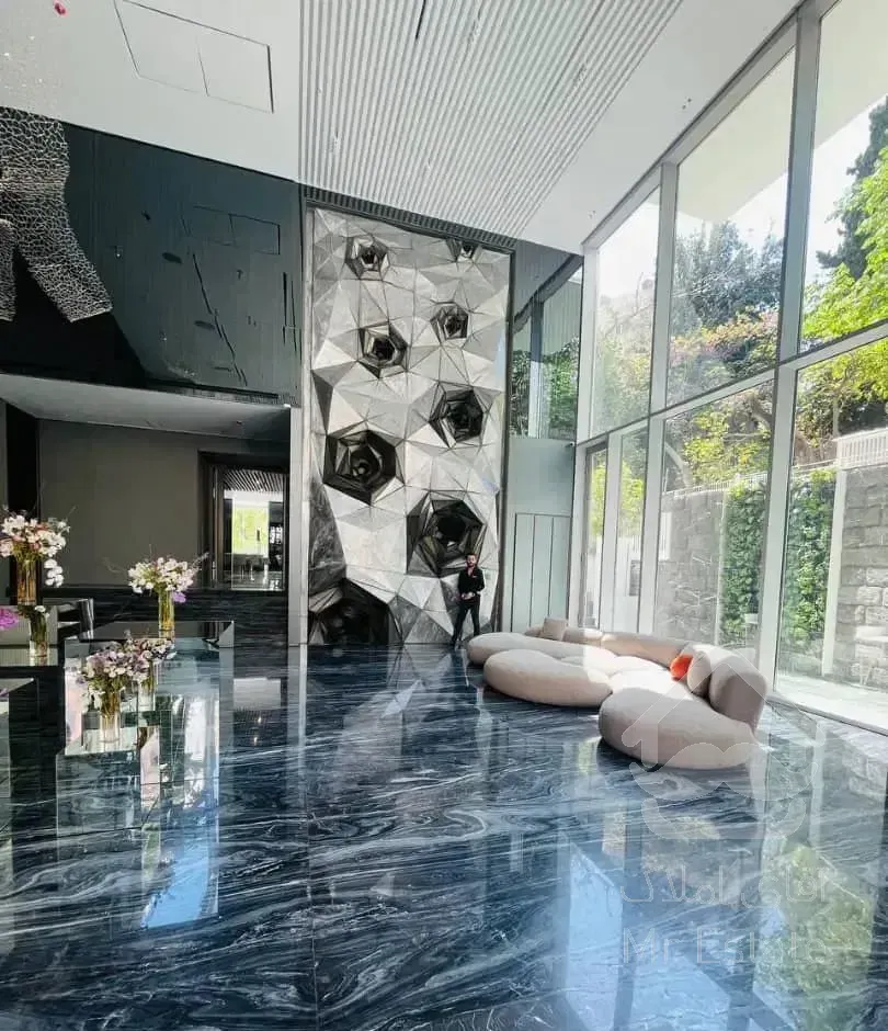 باغ فردوس ۳۶۰ متر کاری از دکتر خرمّی