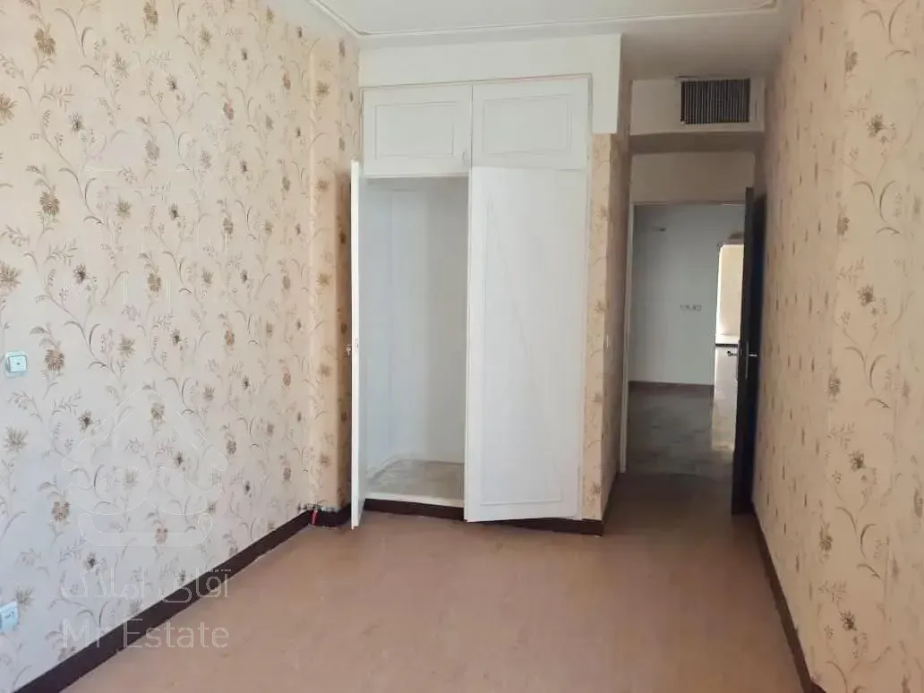 ۱۳۰ متر آپارتمان مسکونی در بلوار فردوس