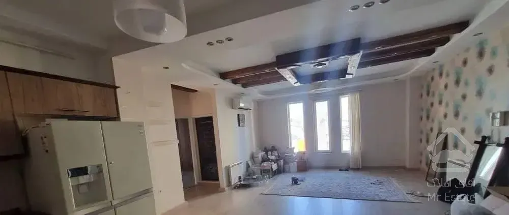 فروش واحد ۹۴ متری در خیابان تهران