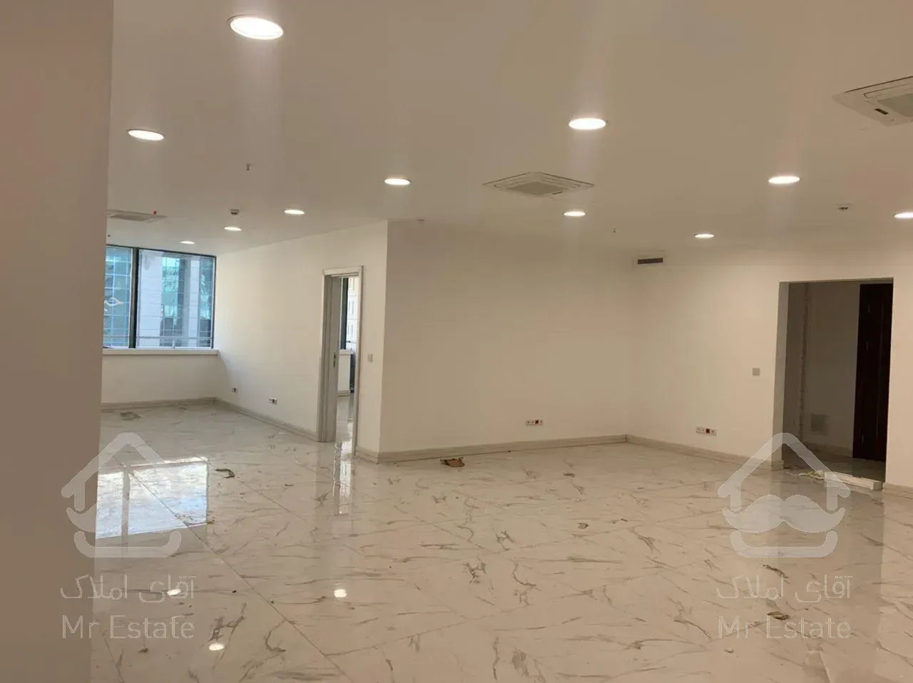 اجاره و رهن دفتر کار سند اداری پاسداران 160  متر اکازيون