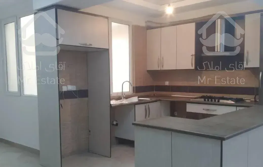 ۹۰ متر / ۲ خواب / فول امکانات / آلاله شرقی