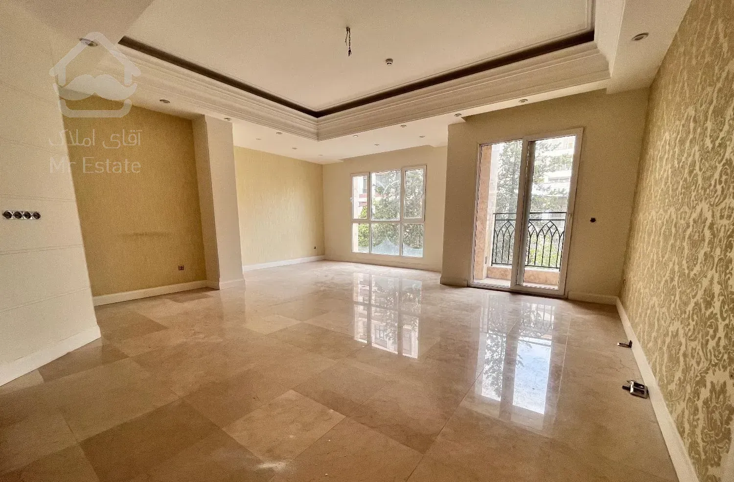 ۱۶۵متر کلیدنخورده سه خواب محدوده نفت