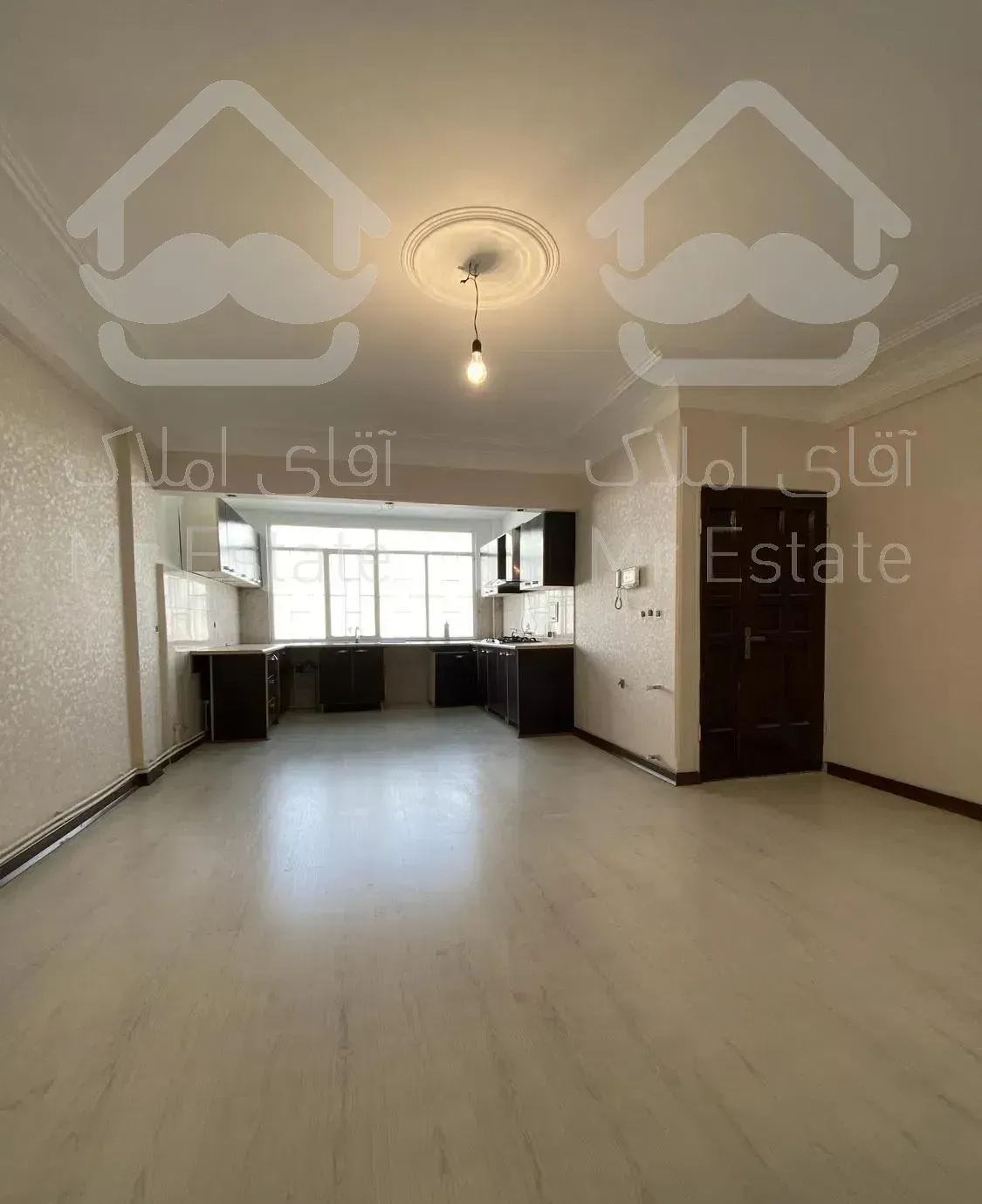 ۵۲ متر ۱خواب دوکله نور بالکن دار در کوی بیمه