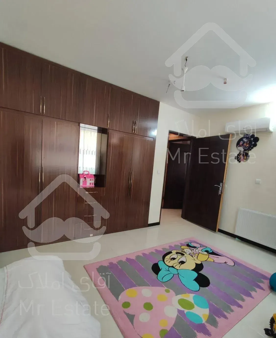 آپارتمان۱۳۷متری/سه خواب/فلاطوری