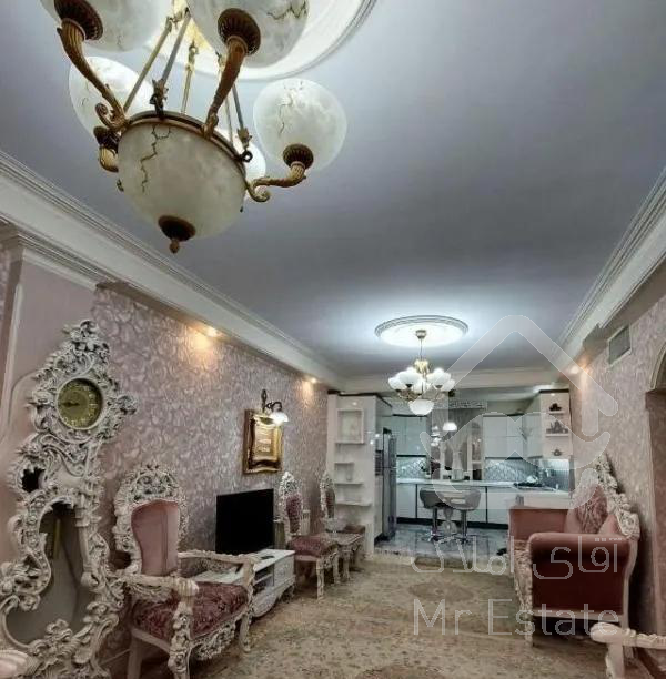 ۸۰متر / دوخواب / فول امکانات + بالکن / تاپ لوکیشن