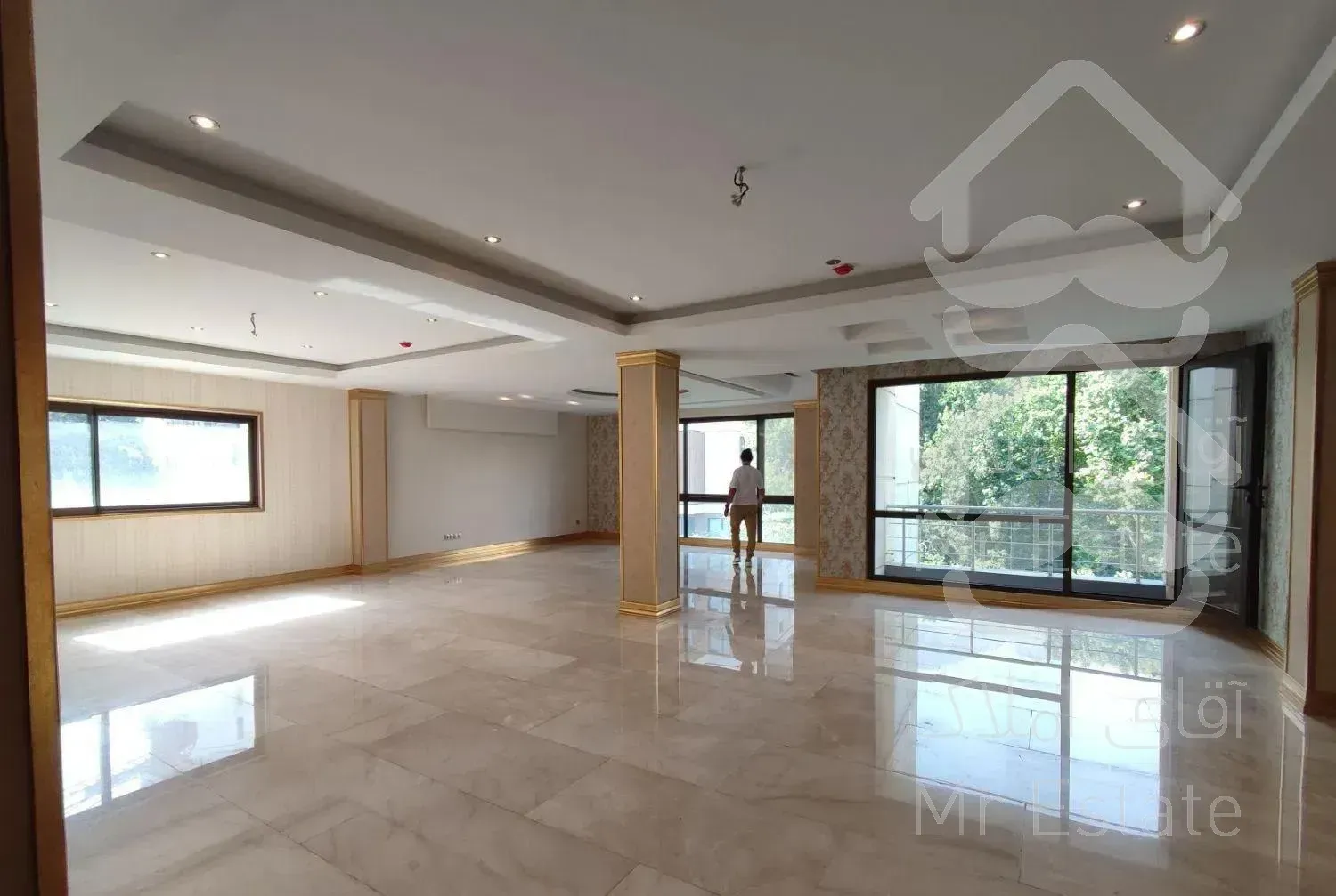 ۱۴٠ متری فول مشاعات کامرانیه جنوبی