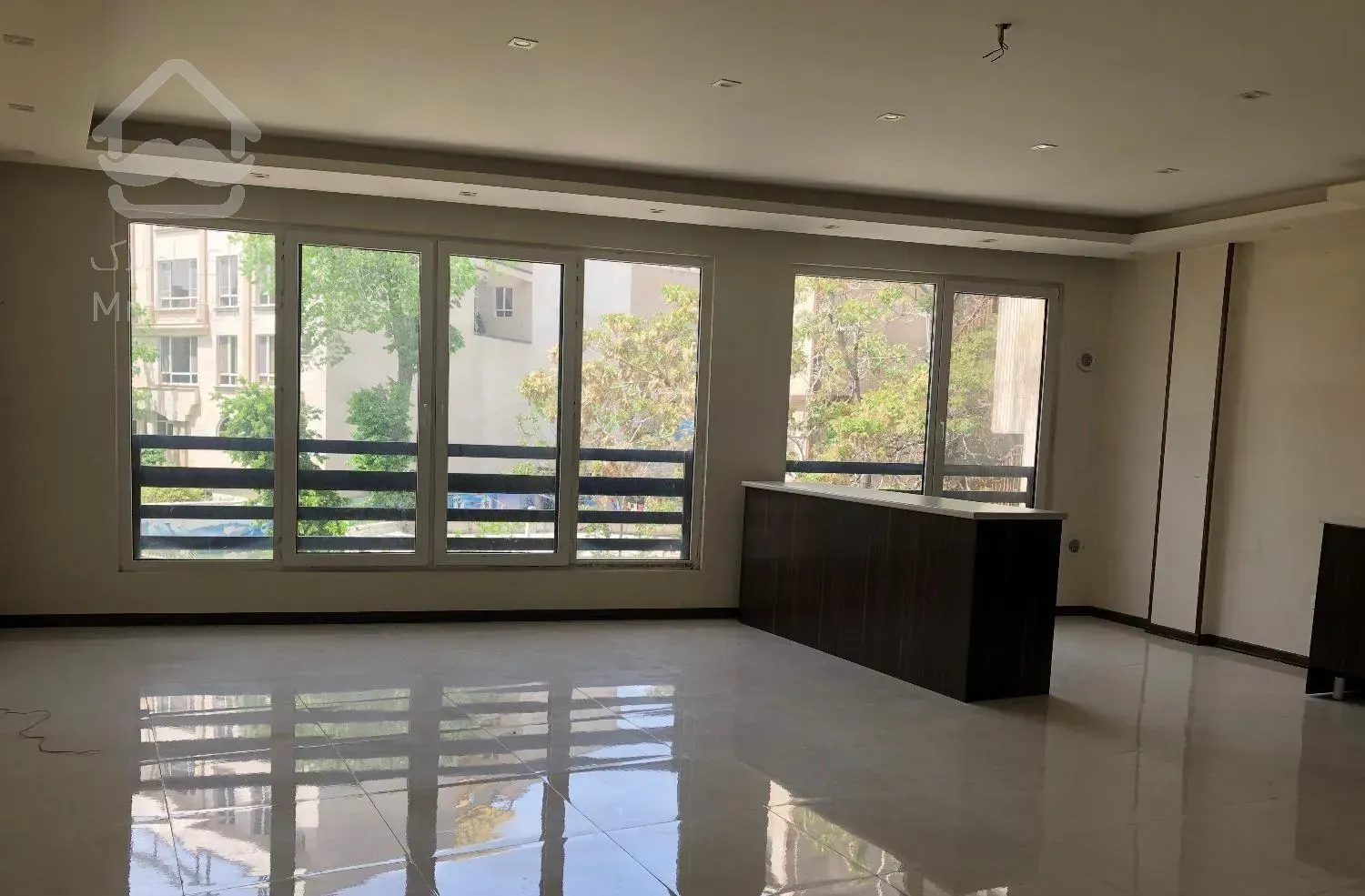 85متری خوش نور