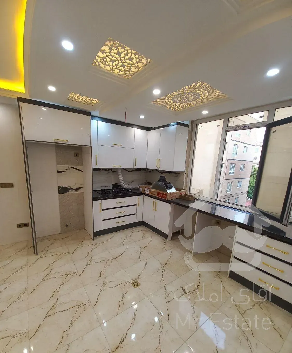 آپارتمان ۸۵ متری ۲ خوابه در نواب(املاک کاشانه)