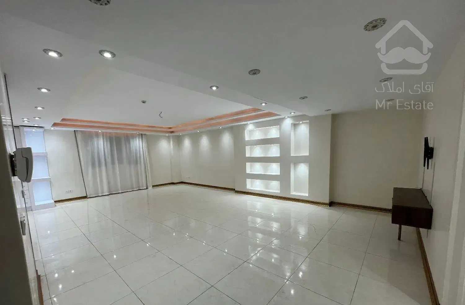 ۱۱۵متر/فول امکانات/نوساز کلید نخورده/تبدیل ازاد