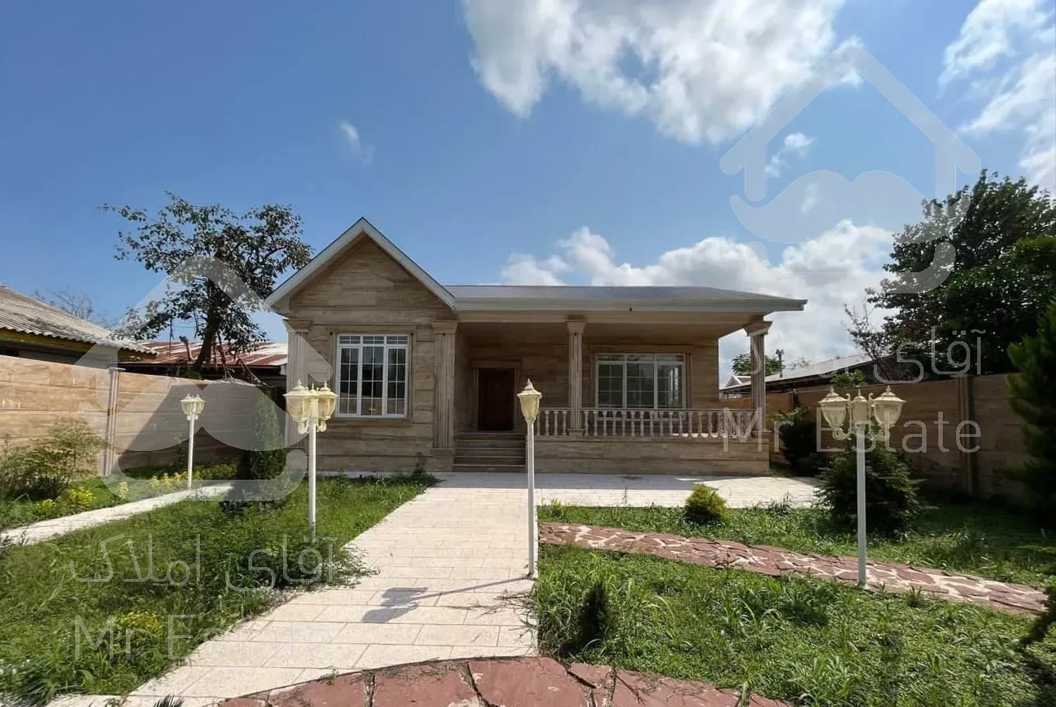 ویلاباغ ۶۰۰ متری ساحلی،خشکبیجار،زیباکنار