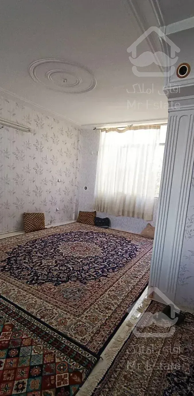 ۸۱ متر / صفا شرقی / ۳۹۰ تو رهن / ارزنده