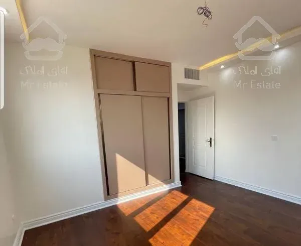 کاشانی الاله شرقی ۱۲۷متر ۳ خواب فول حتی معاوضه