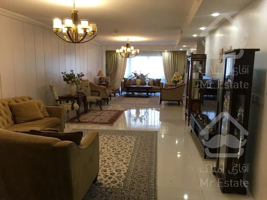 رهن کامل واحد ۲۰۰ متری در برج مهستان