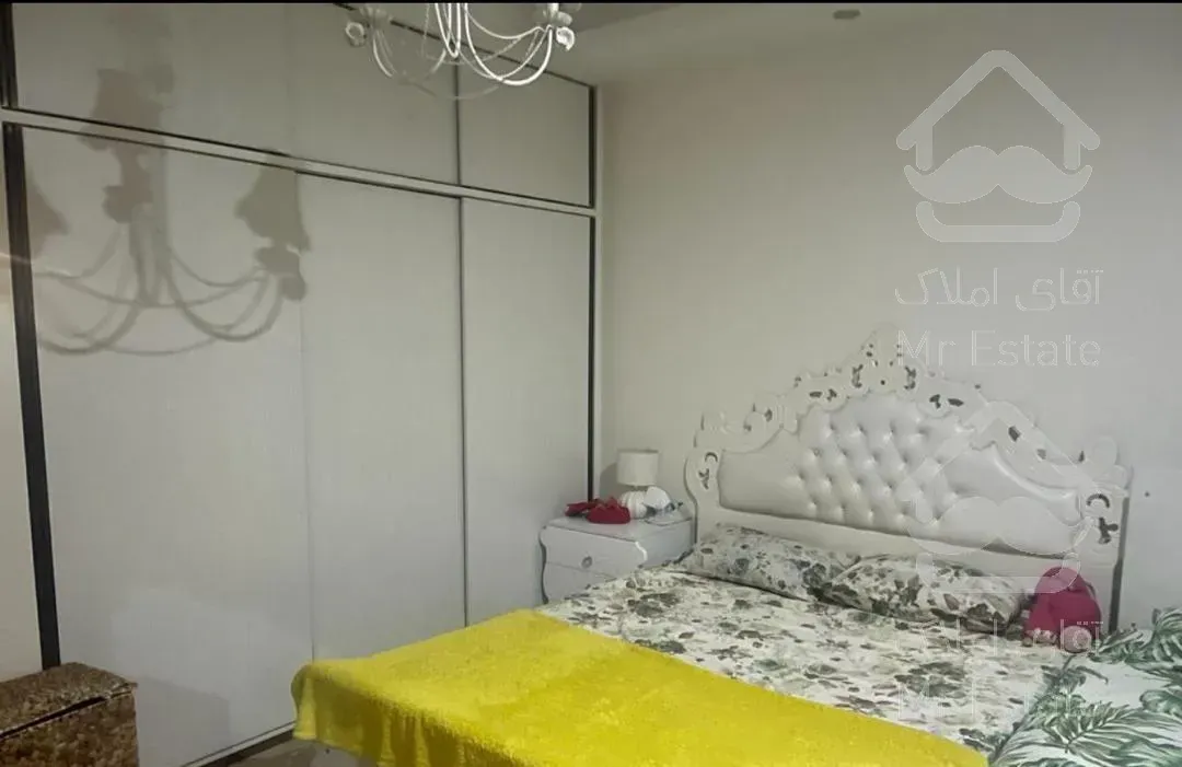 خرید فروش واحد ۱۱۰متر دریاچه چیتگر گلستان