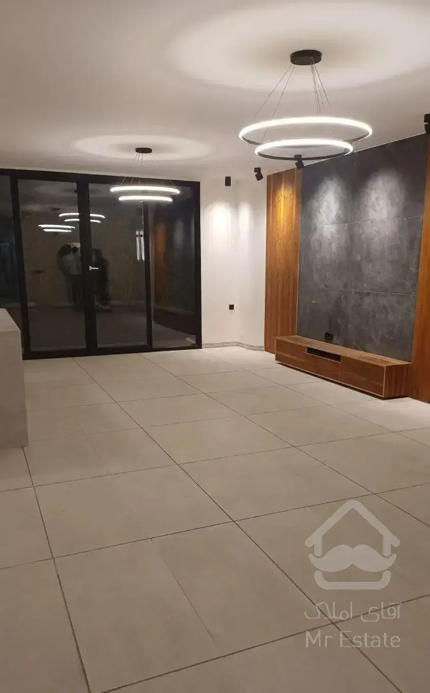 ۱۴۰ متر /۳ خوابه /لوکس و شیک / فرهنگ شهر