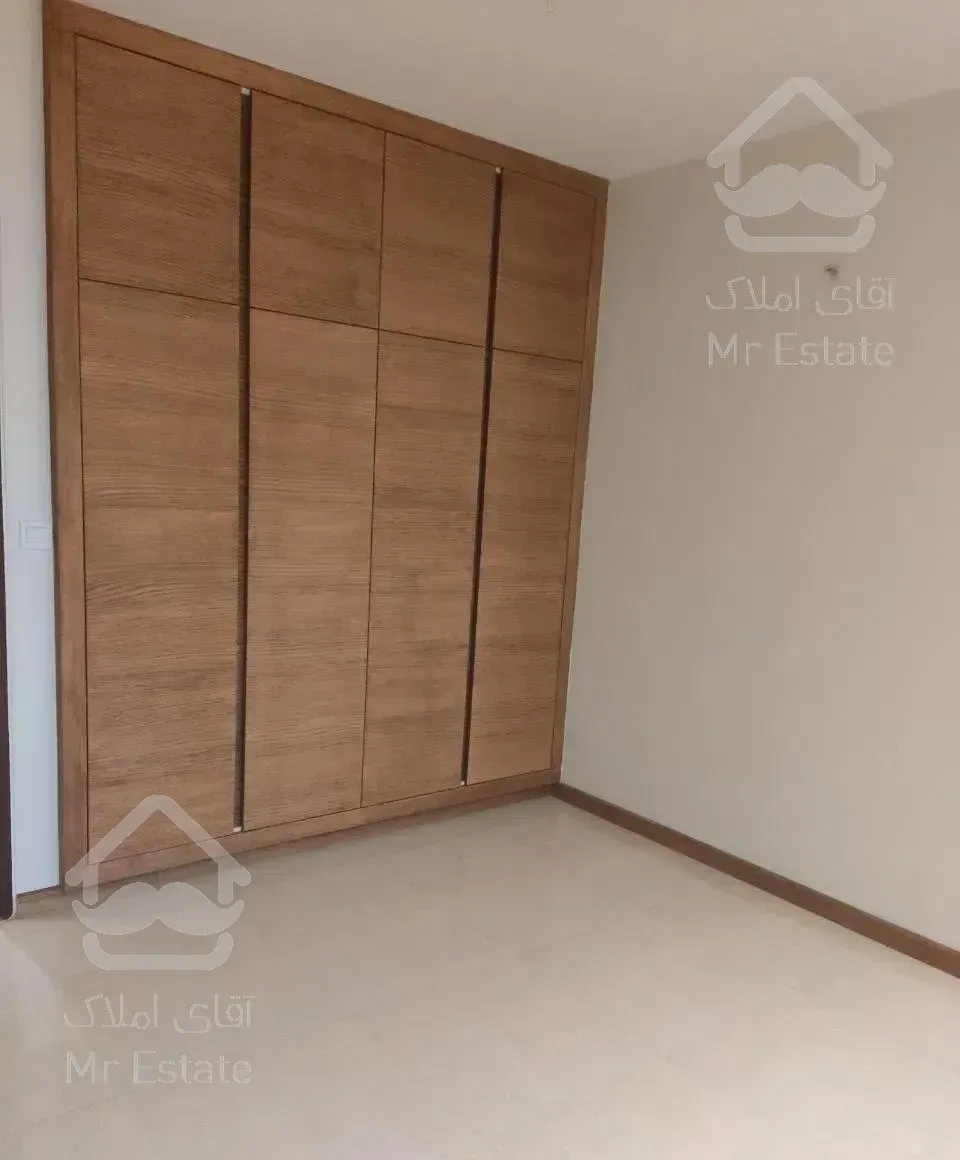 آپارتمان۱۰۰متری،جنوبی،رباط سوم