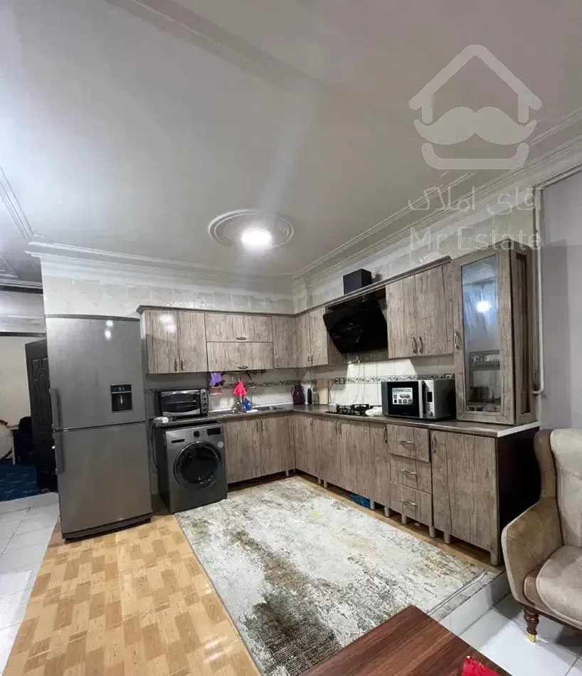 فروش واحد ۹۱متری تمیز زمین شهری کوی بهارستان