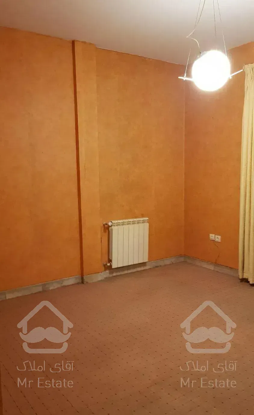 آپارتمان دوخوابه ۱۰۰متری طبقه دوم تخلیه