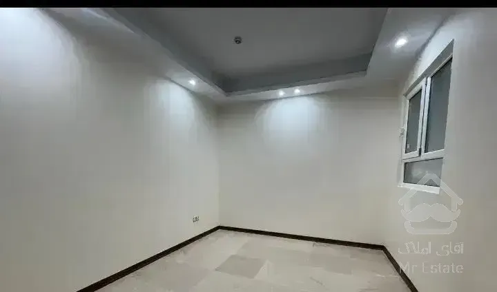 کاج شمالی ، ۱۱۰ متر ، نوساز