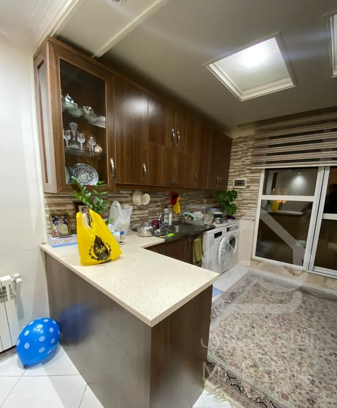 اپارتمان ۹۰ متری / ۲ خواب / نیروهوایی