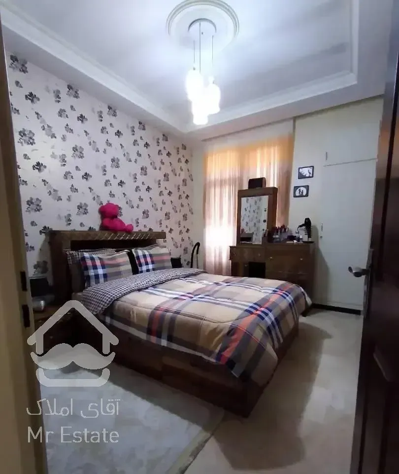 رهن کامل    ۷۵ متر  ۲ خواب      آلاله شرقی