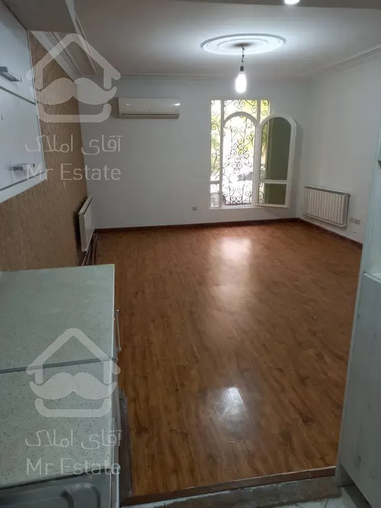 ۶۷متر طبقه اول در مهران