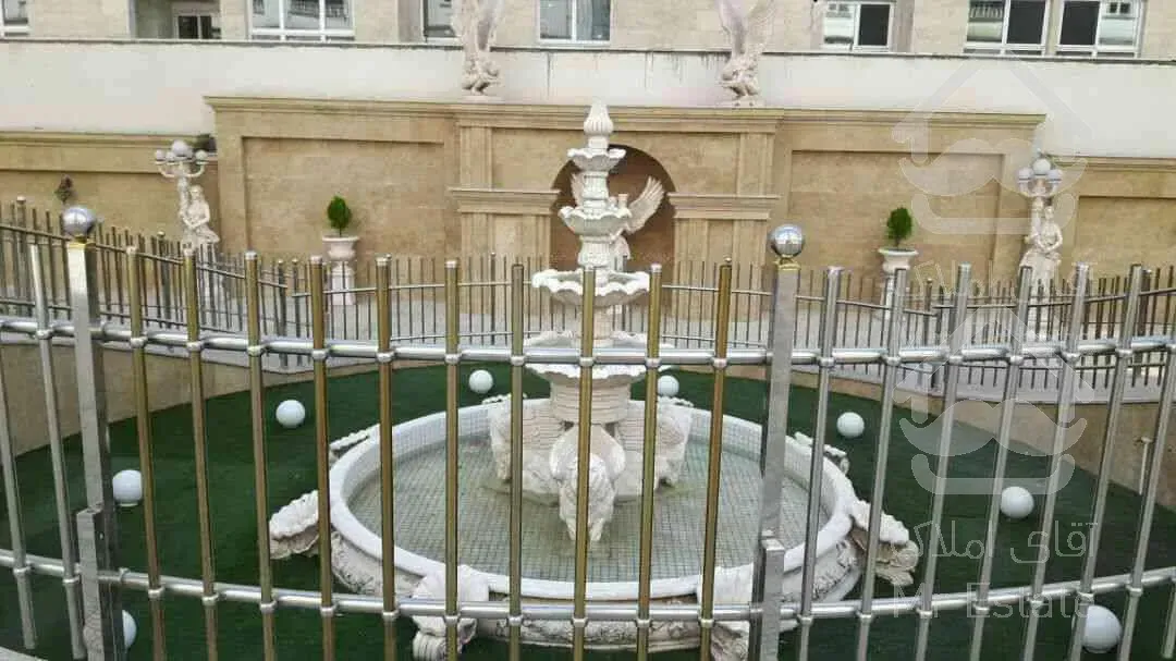 112متر/2خوابه/2ساله/کلیدنخورده/ارم